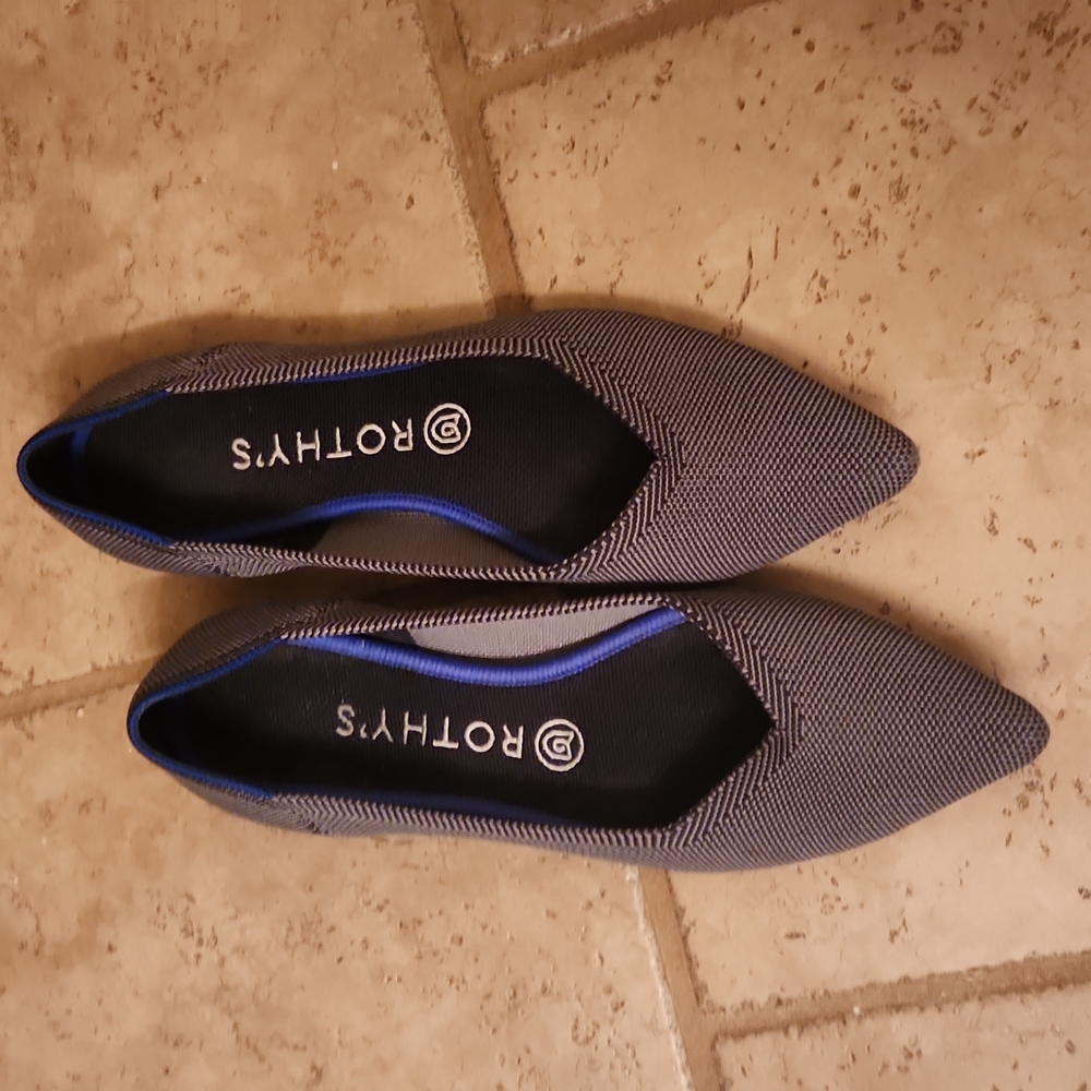 Rothys The Point